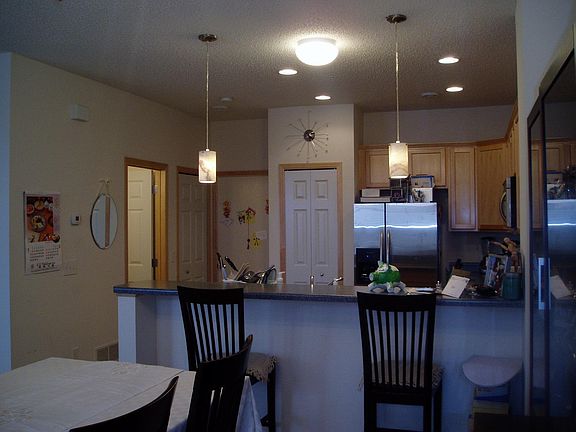 5th image of 10931 Goodhue St NE Unit E