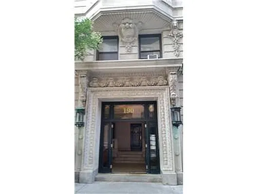 Sold by Douglas Elliman | media 27