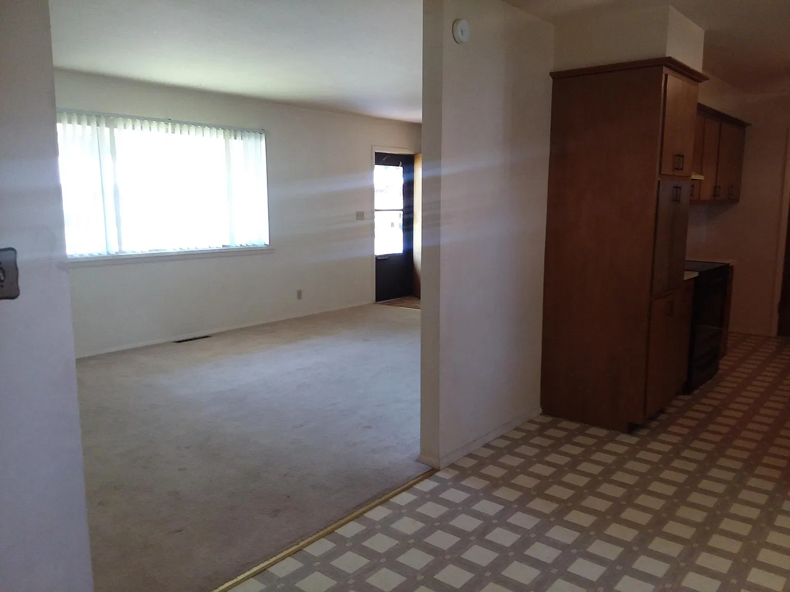3 bed, 1152 sqft, $1,700 — Photo 3