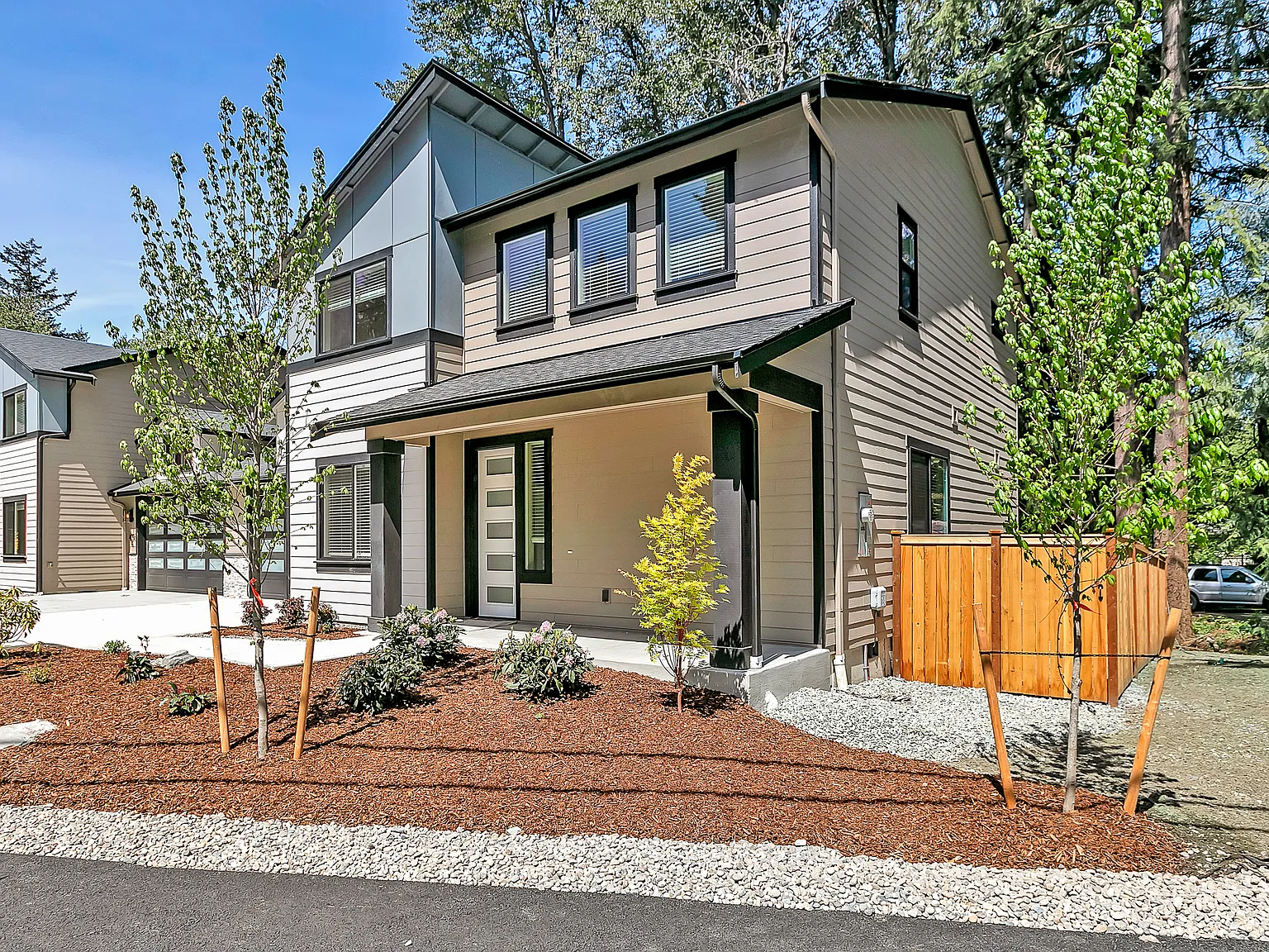 2 bed, 2.5 bath, 1864 sqft, $3,300 — Photo 3