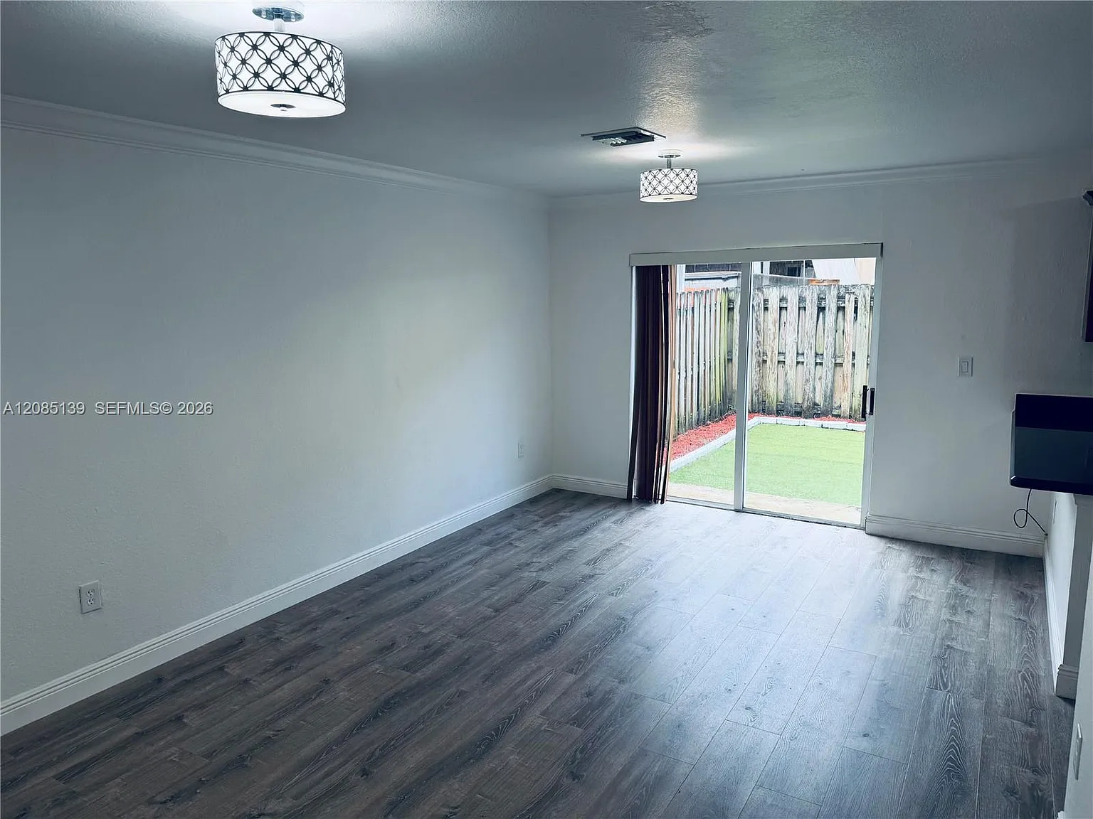 Empyrean Townhomes Condo — Photo 3