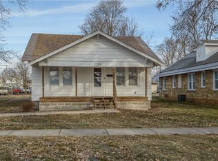 2720 Cedar Ave, Mattoon, IL 61938