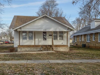 2720 Cedar Ave, Mattoon, IL, 61938