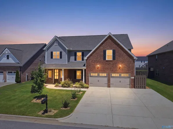 24559 Beacon Cir, Athens, AL 35613