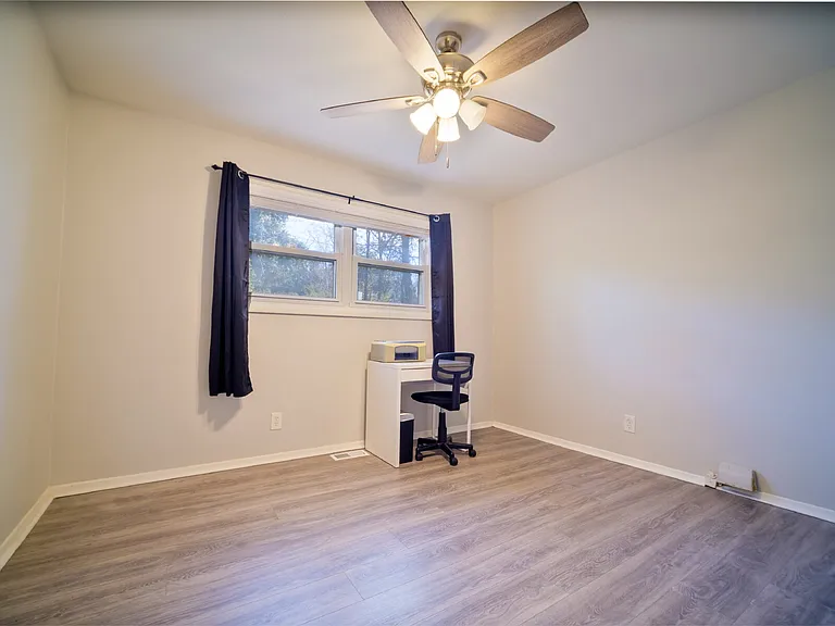 2515 Thornton Rd — Photo 11