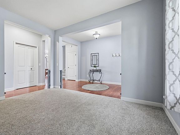 3rd image of 7038 Martin Farms Ave NE