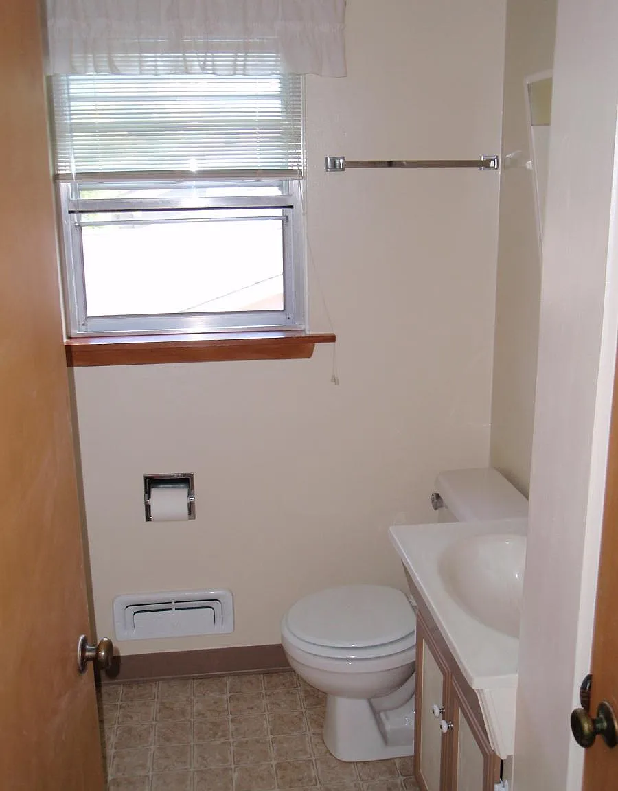 2 bed, 800 sqft, $873 — Photo 4