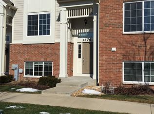 3396 Sanctuary Dr, Elgin, IL 60124