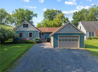 90 Krystyna Ln, Jordan, NY 13080