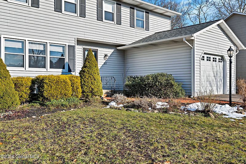 2nd image of 87 Longmeadow Drive