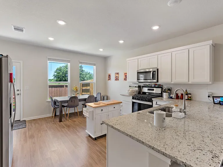 8306 Haflinger Dr — Photo 4