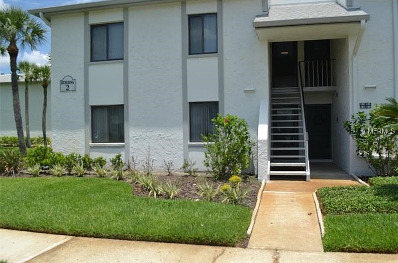 1st image of 131 E Cypress Ct