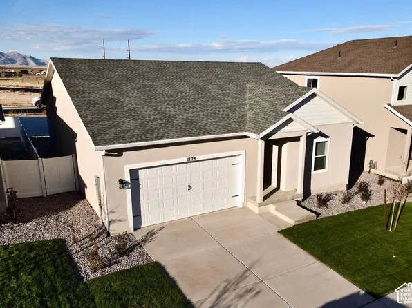 1128 Vegas St W, Grantsville, UT 84029