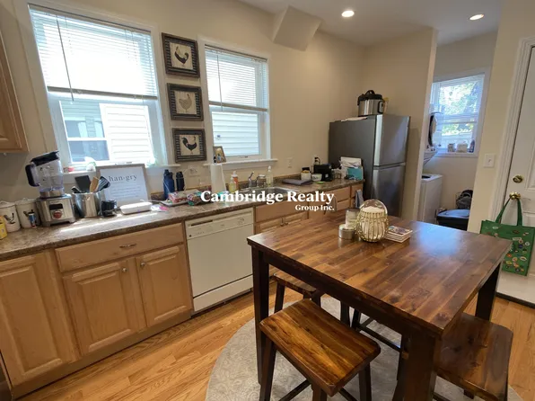 20 Radcliffe Rd, Somerville, MA