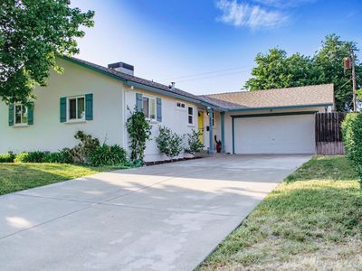 2041 Berg Ave, Sacramento, CA, 95822