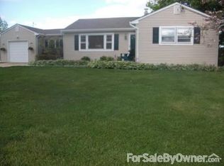 194 Robbinsville Edinburg Rd, Robbinsville, NJ 08691