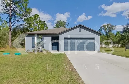 8833 N Vienna Dr Photo 1