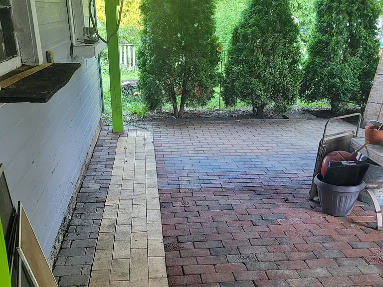 135 S Elmwood Ave — Photo 35