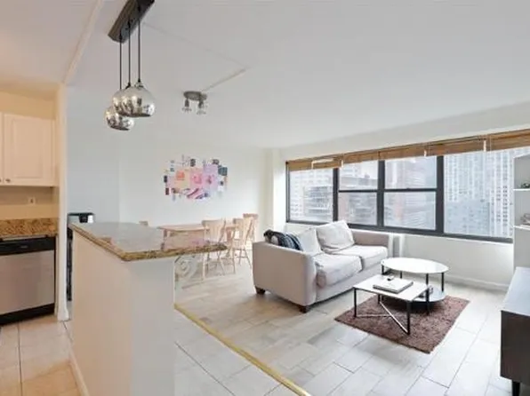 135 Montgomery Street image 1 of 19