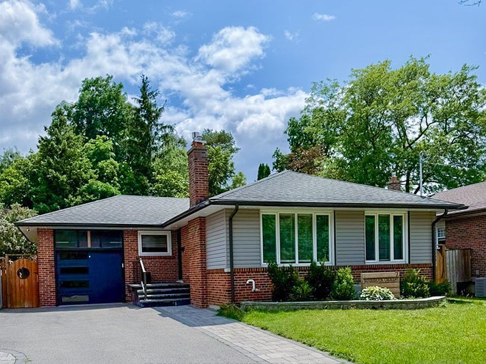 1st image of 7 Sedgebrook Cres