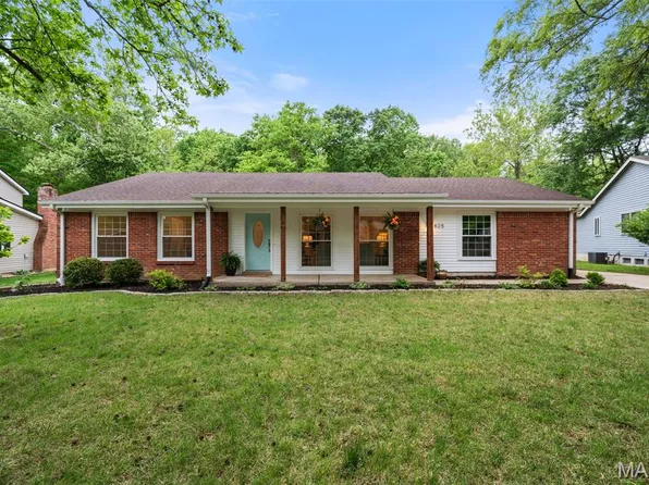 825 Windsor Gardens Ct, Ballwin, MO 63021