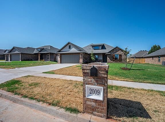 3rd image of 2009 W Flintlock Way