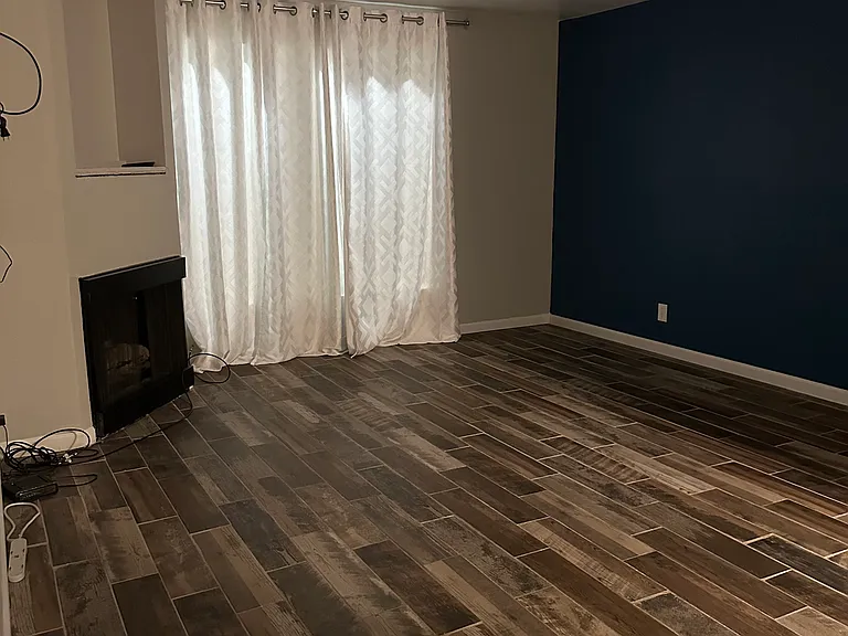4919 N Millbrook Ave #107 — Photo 2