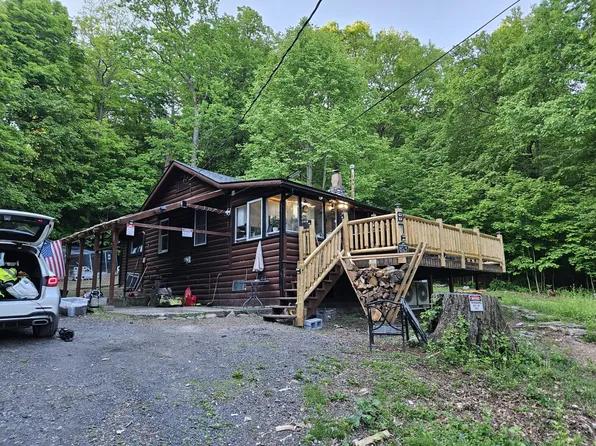 87 Arcadian Trl, Monroe, NY 10950