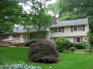 453 Glendale Rd, Wyckoff, NJ 07481