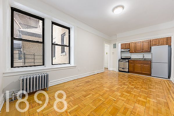 1st image of 4323 40th St APT 1A