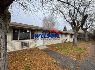1009 S 41st Ave APT 3, Yakima, WA 98908