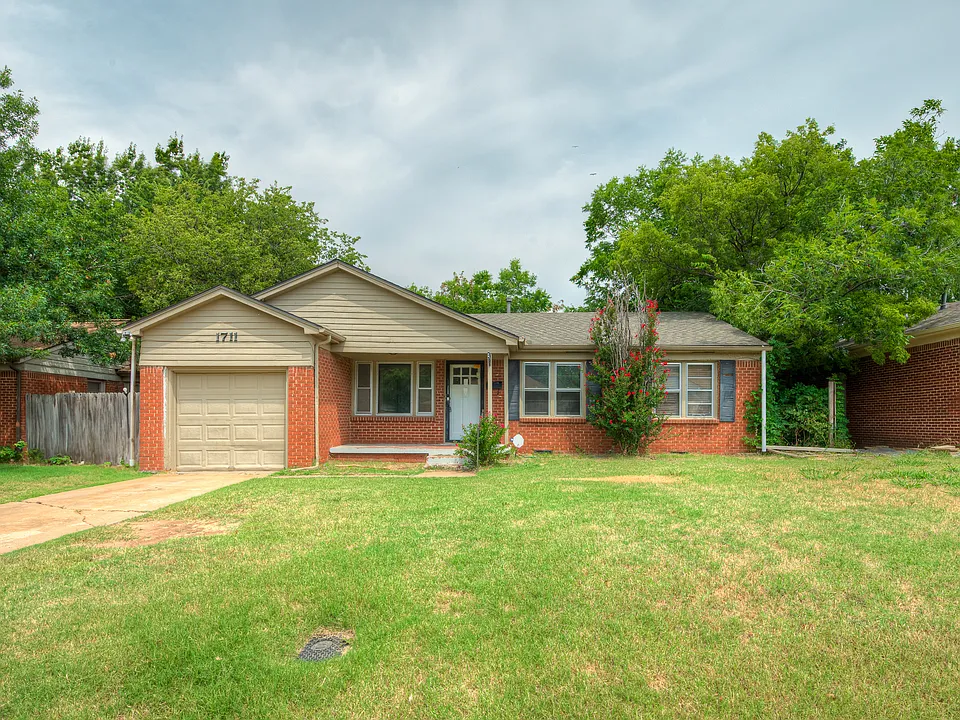 1711 Brighton Ave