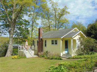 96 Wildwood Rd, Colchester, CT 06415