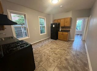 264 Rosa Parks Blvd Floor 1, Paterson, NJ 07501