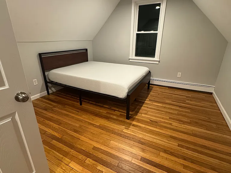 7 Pinckney Pl #2 — Photo 8