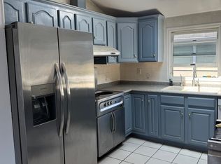 42-34 189th St #2, Flushing, NY 11358