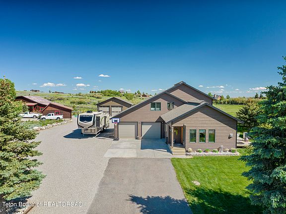2nd image of 78 Orcutt Dr