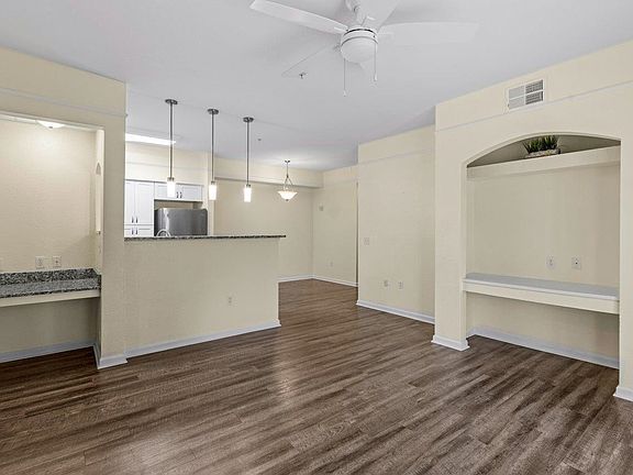 5th image of 2801 Chancellorsville Dr APT 808