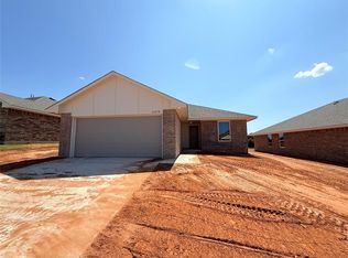 21228 SE 32nd St, Harrah, OK 73045