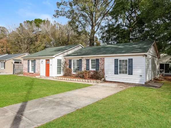 7610 Chippendale Rd, North Charleston, SC 29420