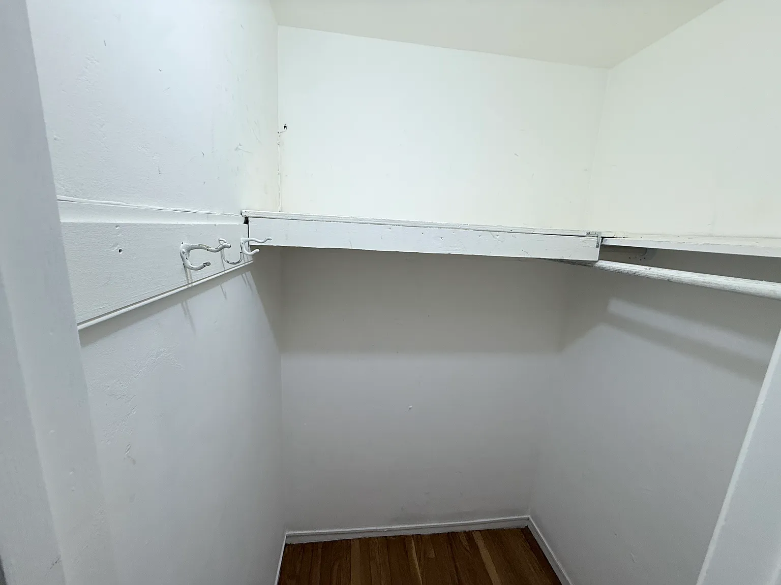 1 bed, 700 sqft, $1,895 — Photo 3