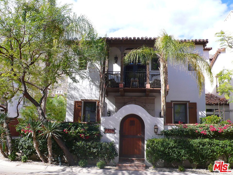 1st image of 257 Calle La Soledad