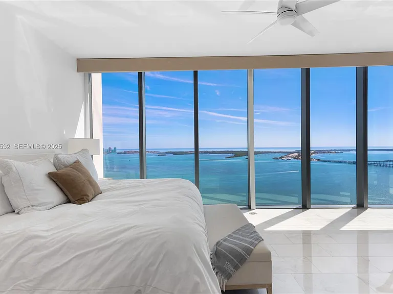1451 Brickell Ave #4002 — Photo 2