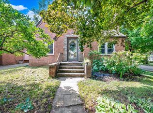 1601 E Oakland Ave, Bloomington, IL