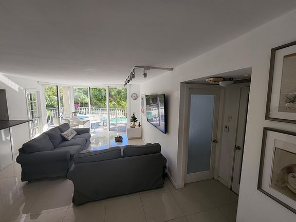 4th image of 1000 Quayside Terrace #408