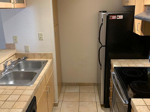2nd image of 941 Calle Mejia APT 1003