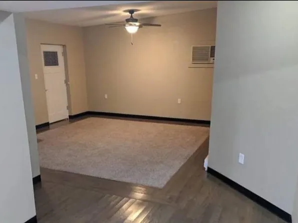 200 S Union St #2, Mc Louth, KS 66054