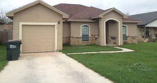 1st image of 711 Sturgeon Dr