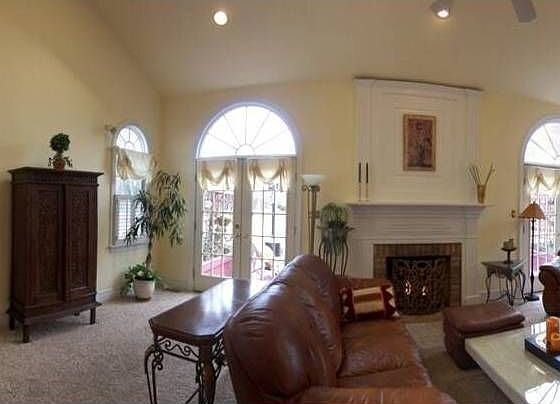 1st image of 5601 Country Hills Ln
