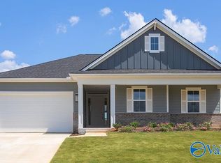 111 Jude Ln, Hazel Green, AL 35750